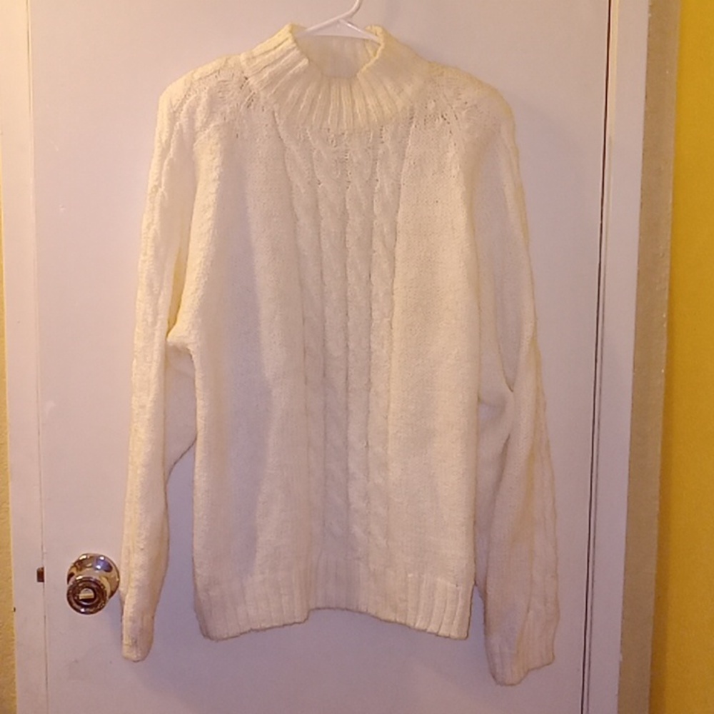 TJW MERVYN'S SWEATER